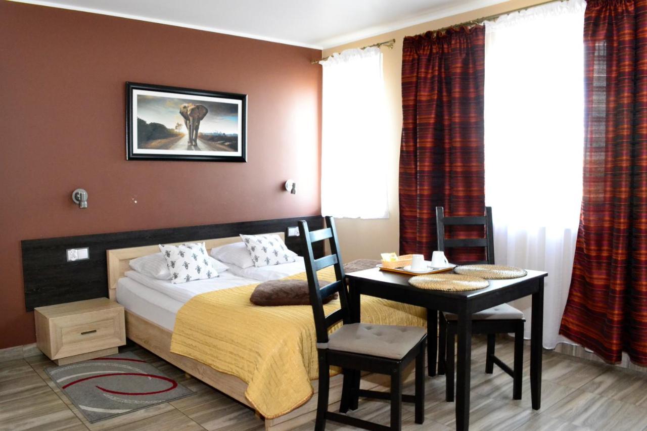Comfort-24 Słupca Exterior foto