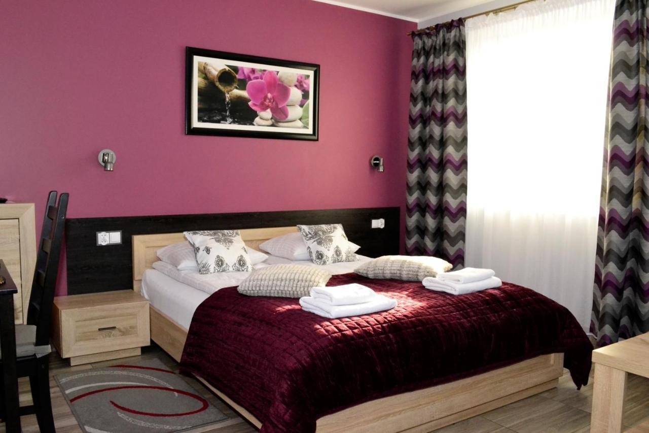 Comfort-24 Słupca Exterior foto