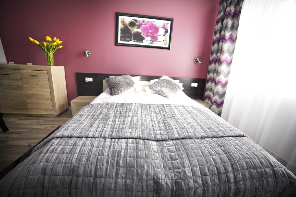 Comfort-24 Słupca Exterior foto
